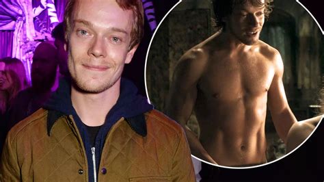 Game of Thrones Alfie Allen reveals naked scenes ...